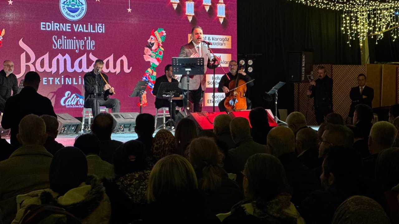 Selimiye gölgesinde açılan ‘Ramazan Sokağı’, kadir gecesiyle kapılarını kapattı