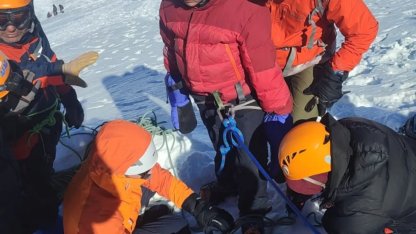 Uludağ’da yaralanıp mahsur kalan 2 kadın kurtarıldı