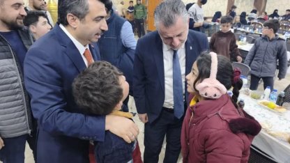 Yıldırım Belediye Başkanı Yılmaz, El Bab’da düzenlenen iftara katıldı