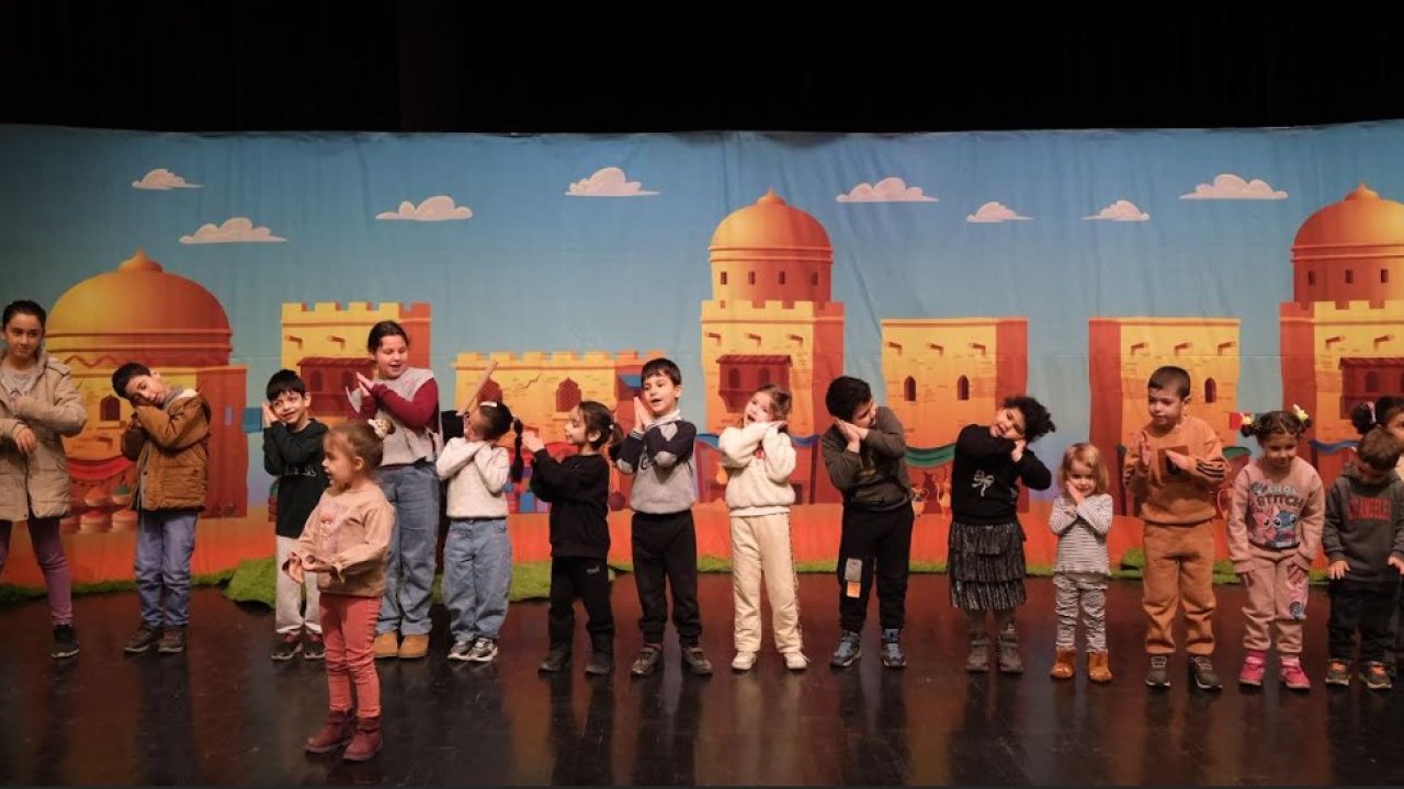 Yıldırım Belediyesi çocukları ‘Anadolu Kahramanları’ ile tanıştırdı