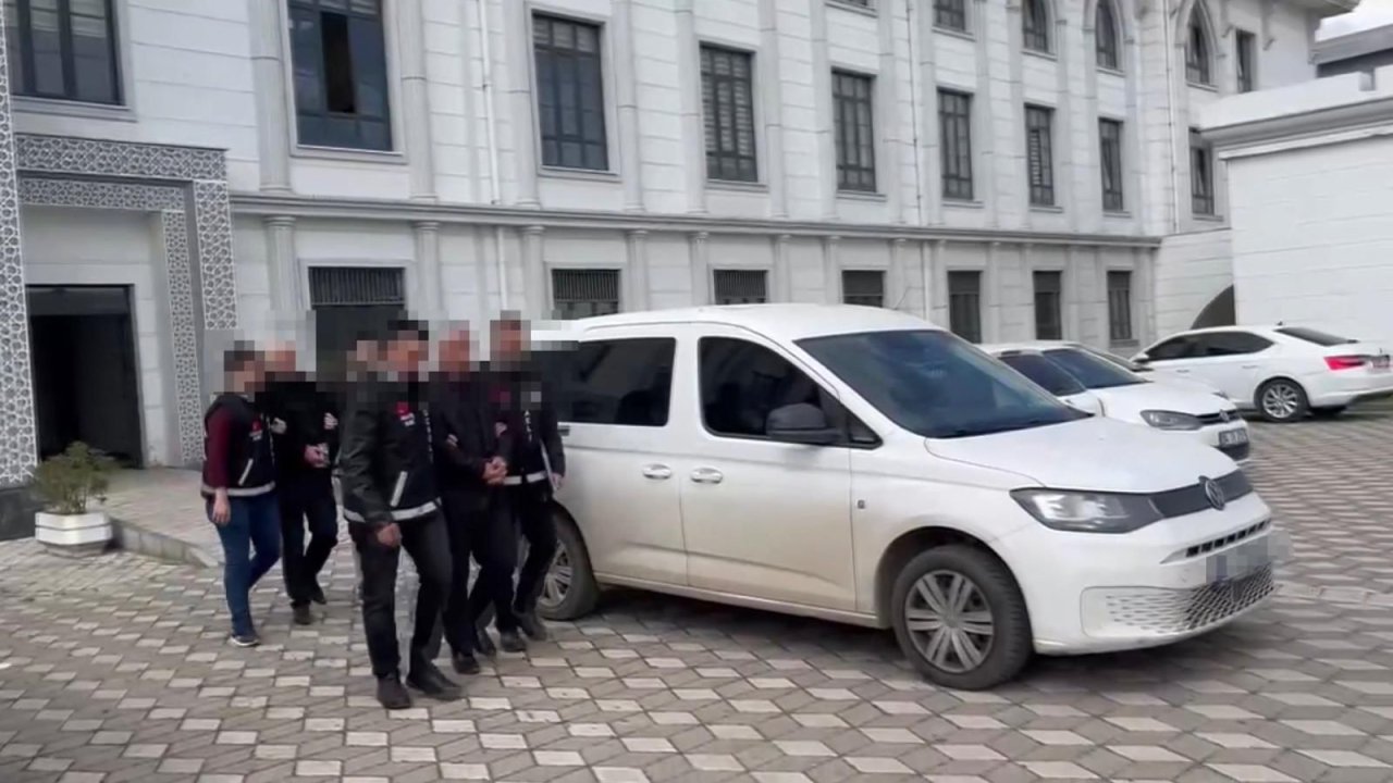 3 kişinin öldüğü silahlı saldırıda tutuklu sayısı 13'e çıktı