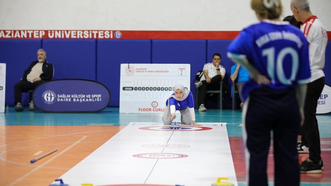 BTÜ Kadın Floor Curling Takımı Türkiye üçüncüsü oldu