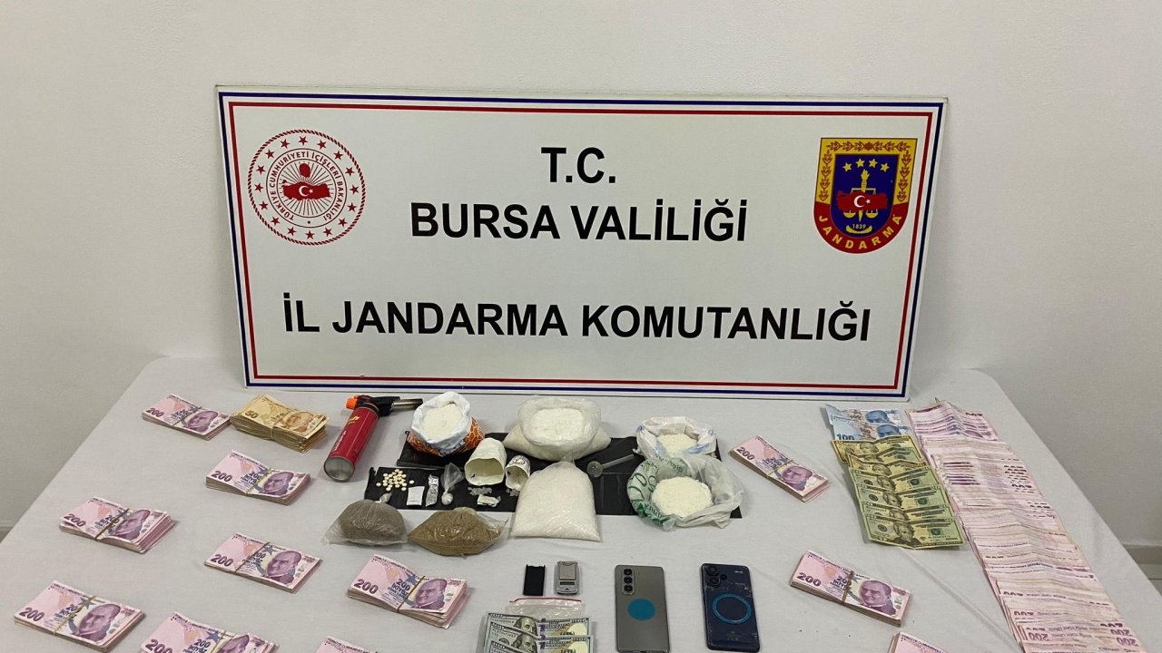 Bursa'da uyuşturucu operasyonu; 2 tutuklama