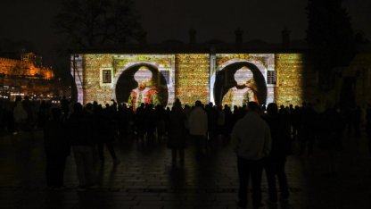 Bursa’nın 700 yıllık destanı ışık gösterisiyle anlatıldı
