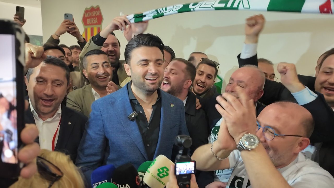 Bursaspor Başkanı Çelik: Ait olduğumuz Süper Lig için yarından itibaren çalışmaya başlayacağız / Haber eklendi