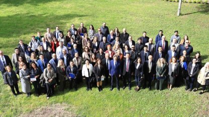 BUÜ Rektörü Yılmaz, başarılı akademisyenlerle bir araya geldi