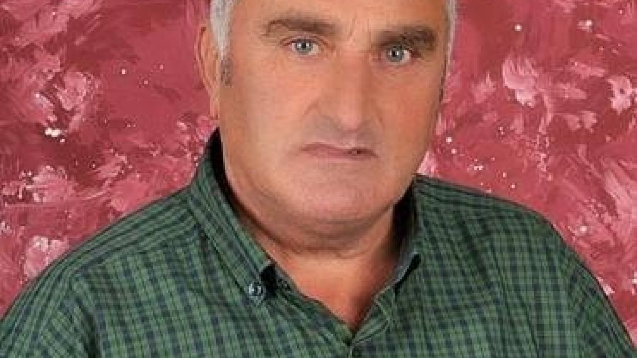 Devrilen traktörün sürücüsü emekli polis öldü