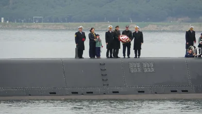 Dumlupınar Denizaltısı şehitleri anıldı