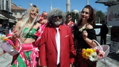 Edirne’de Dünya Romanlar Günü renkli görüntülerle kutlandı / Ek fotoğraflar