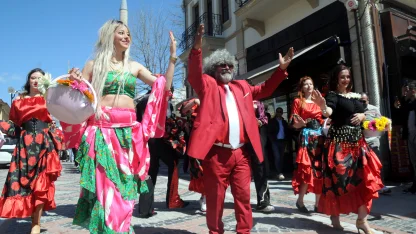 Edirne’de Dünya Romanlar Günü renkli görüntülerle kutlandı