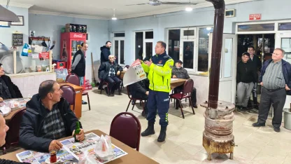 Edirne’de jandarmadan sürücülere trafik eğitimi