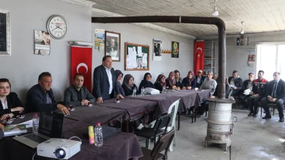 Edirne’de üreticilere ipek böceği yetiştiriciliği eğitimi