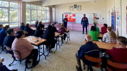 Edirne’de veliler ‘okul güvenliği’ konusunda bilgilendirildi