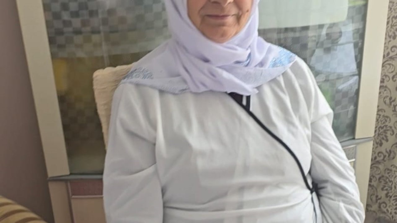 Evinde boğazı kesilerek öldürüldü/ Ek fotoğraf