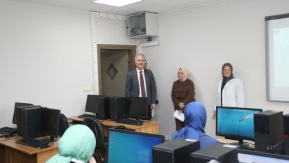 İnegöl Belediye Başkanı Alper Taban, İNESMEK kurslarını ziyaret etti