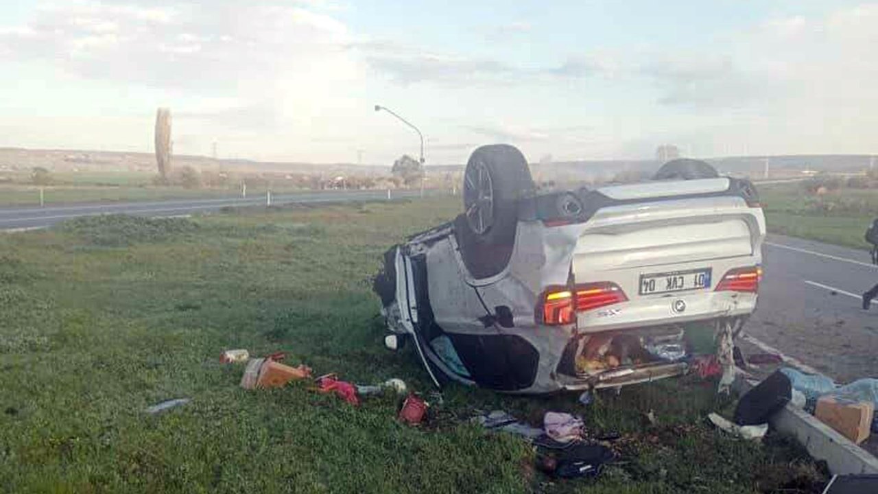 Kırklareli'de iki otomobil çarpıştı; 1 ölü, 4 yaralı