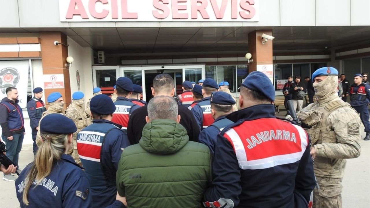 Kocaeli merkezli 5 ilde 'yolsuzluk' ve 'rüşvet' operasyonu; 12 tutuklama