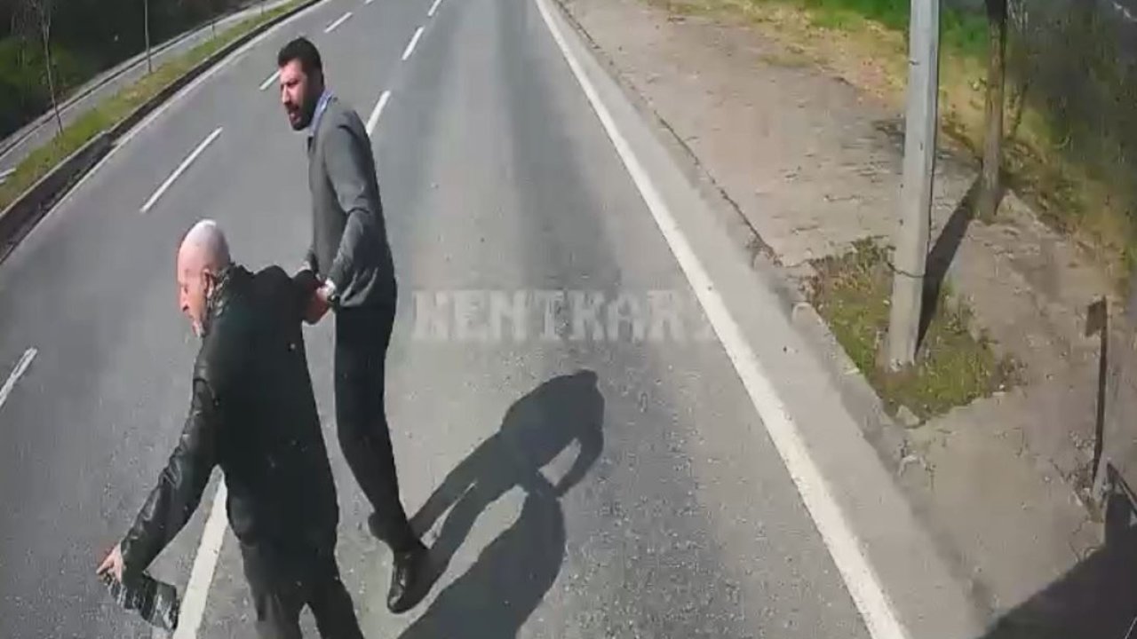 Kocaeli’de otobüs şoförü yaşlı adamı yolun karşısına geçirdi