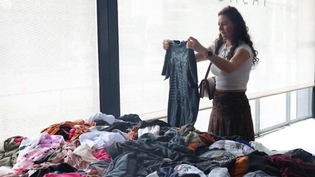 Nilüfer’in 8’inci giyim pazarı Balat’ta açıldı