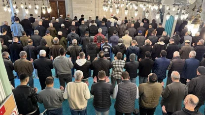 Okul saldırısında ölenler için Tekirdağ'da gıyabi cenaze namazı kılındı