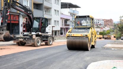 Osmangazi Belediyesi’nden Hamitler’e 300 tonluk asfalt desteği