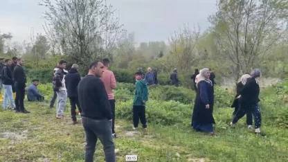 Sakarya Nehri'ne düşen çocuk için arama çalışması başlatıldı / Ek fotoğraflar