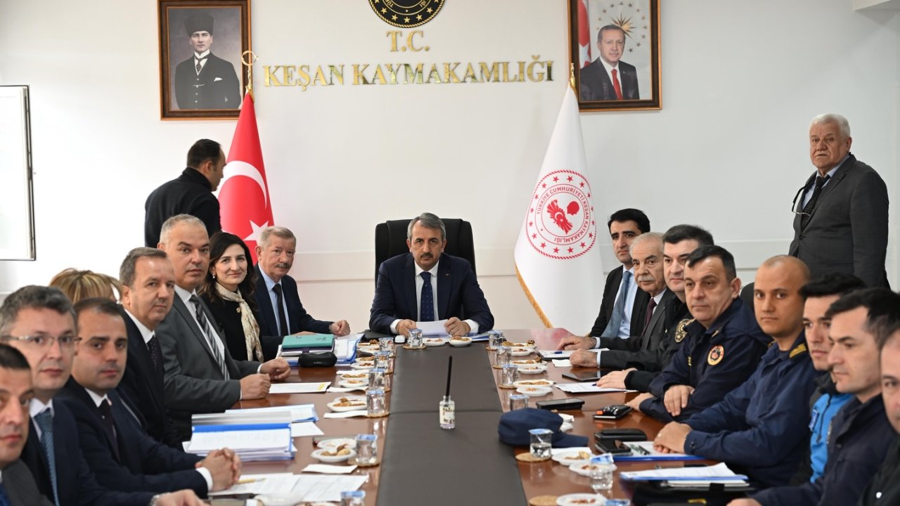 Saros’ta sahillerin korunması ve güzelleştirilmesi için toplantı yapıldı