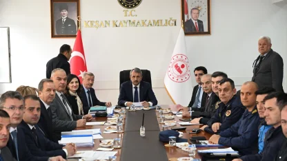 Saros’ta sahillerin korunması ve güzelleştirilmesi için toplantı yapıldı