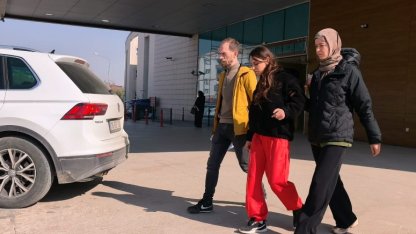 'Sevgili' kavgasında birbirini bıçaklayan kızlardan biri tutuklandı