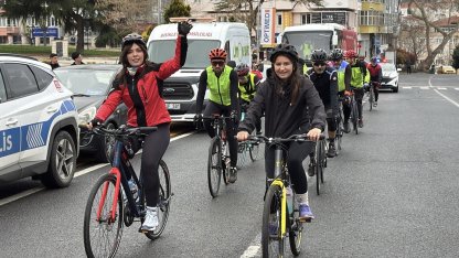 Tekirdağlı bisikletçiler, şehitler anısına Çanakkale'ye pedal çeviriyor