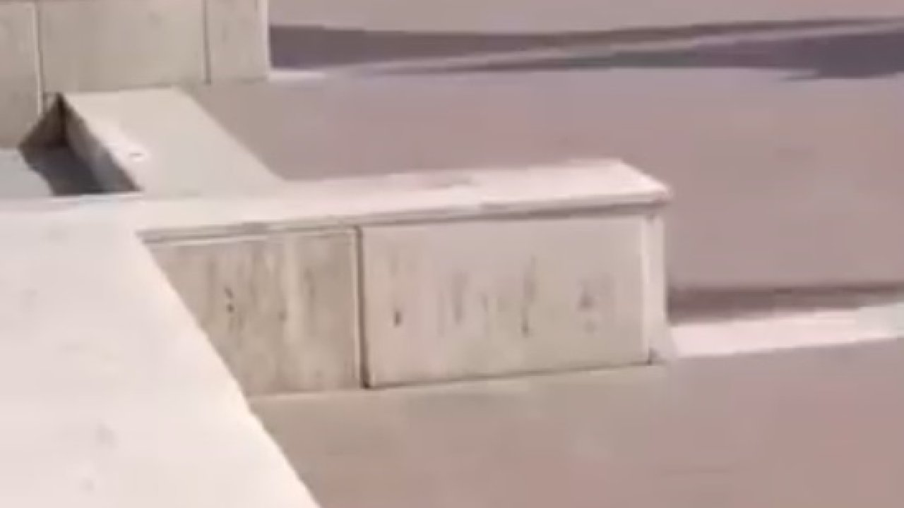 'Yolda yürüyen kadının fotoğrafını çekti' iddiası; çevredekiler tarafından darbedildi