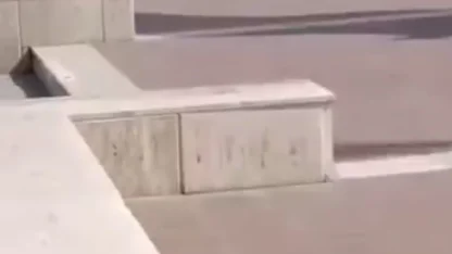 'Yolda yürüyen kadının fotoğrafını çekti' iddiası; çevredekiler tarafından darbedildi