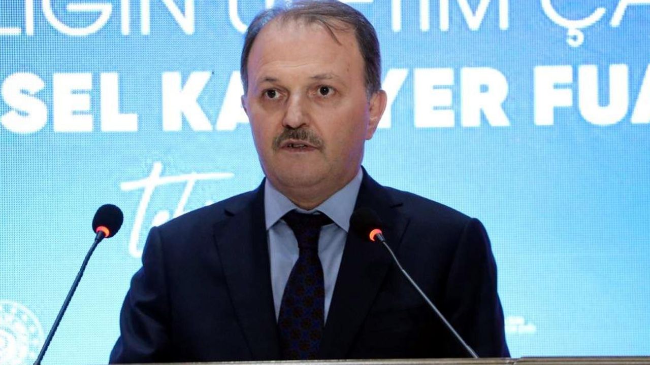 Bakan Yardımcısı Ertem: Genç işsizlik oranını yüzde11,5 seviyesine çekme gayretimiz var
