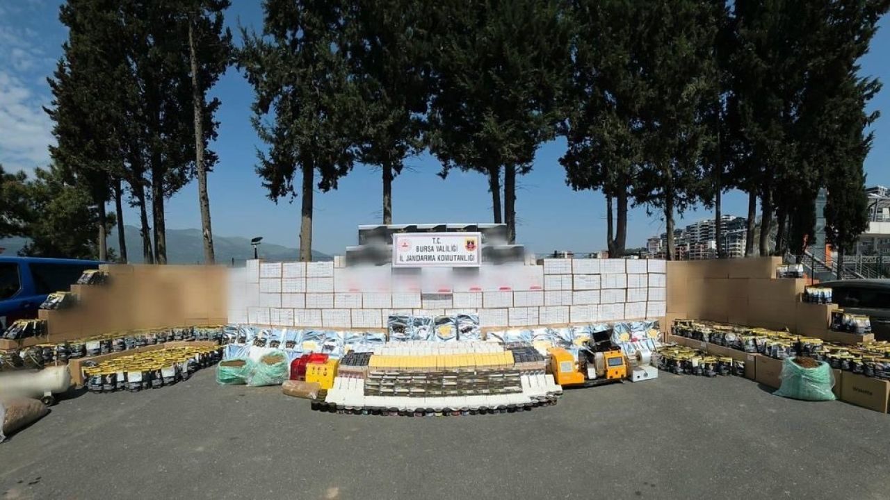 Bursa’da 2 milyon bandrolsüz makaron ele geçirildi