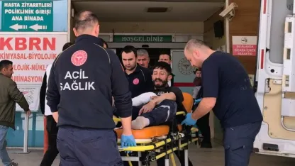 Demir sac kesimi yaparken parçalanan spiral taşı ile yaralandı