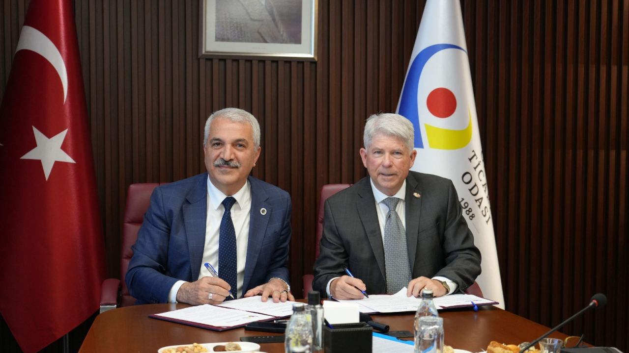 Gebze Ticaret Odası, Burlington Ticaret Odası ile ‘Kardeş Oda Protokolü’ imzaladı