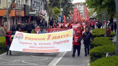 Lüleburgaz’da 1 Mayıs kutlamaları
